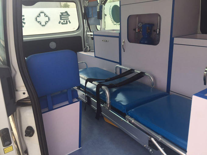 福田風(fēng)景G7救護車 福田風(fēng)景G7救護車