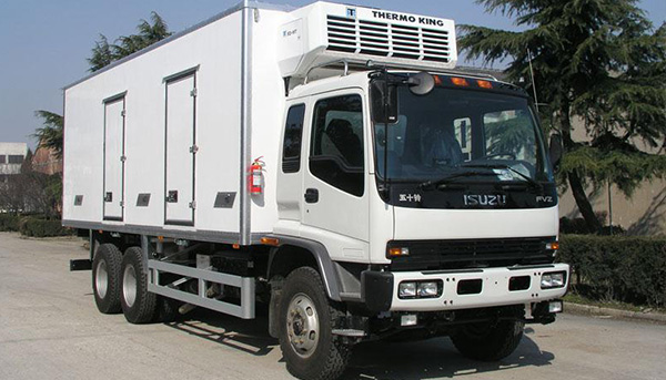 湖北程力冷藏車價格不同使用的材料就不同,價格決定質(zhì)量
